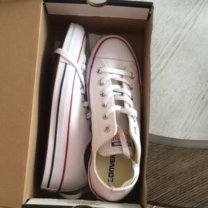 Converse unisex leather shoes